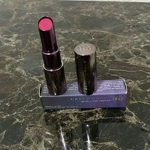 Urban decay revolution lipstick